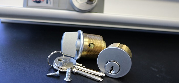 Commercial Lock Installation Mira Monte